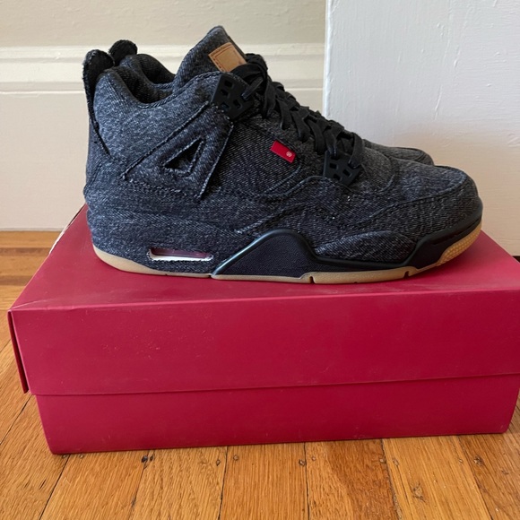 Jordan 4 Retro Levi’s Black (GS) - Size 6Y - Picture 3 of 10